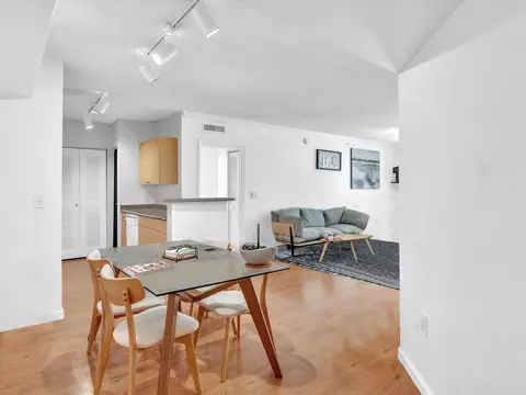 1919 Van Buren St #410A, Hollywood, FL 33020