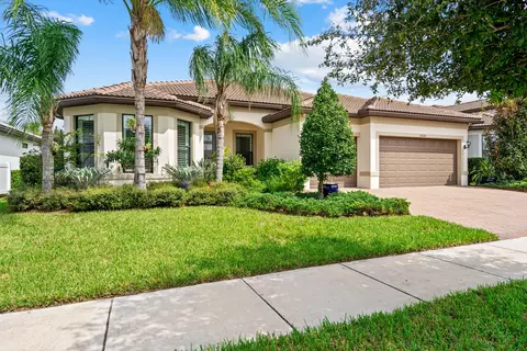4220 Strickland Way, Vero Beach, FL 32967