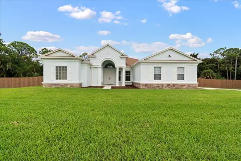 12102 N 68th St N, West Palm Beach, FL 33412