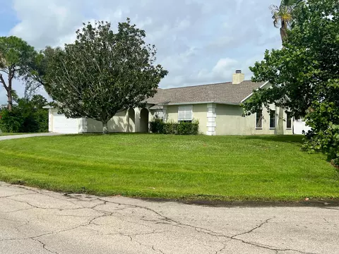 275 Zane Ave, Sebastian, FL 32958