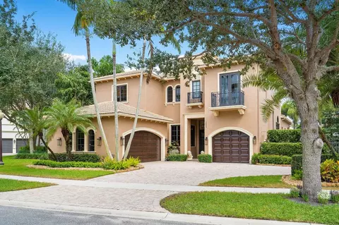 17824 Villa Club Way, Boca Raton, FL 33496