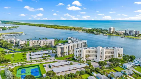 19800 Sandpointe Bay Dr #507, Tequesta, FL 33469