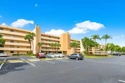 6461 NW 2nd Ave #302, Boca Raton, FL 33487