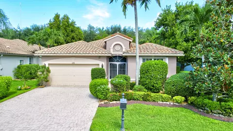6608 Pavone St, Lake Worth, FL 33467