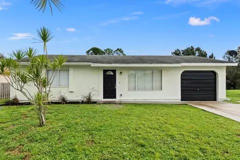 1729 SE Aires Ln, Port Saint Lucie, FL 34984