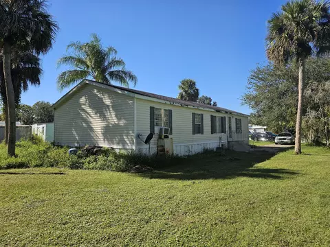 189 Imperial Way, Fort Pierce, FL 34950