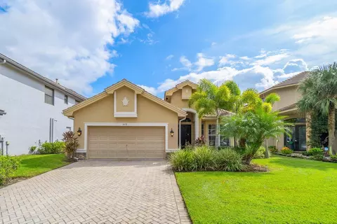 3572 Birague Dr, Wellington, FL 33449