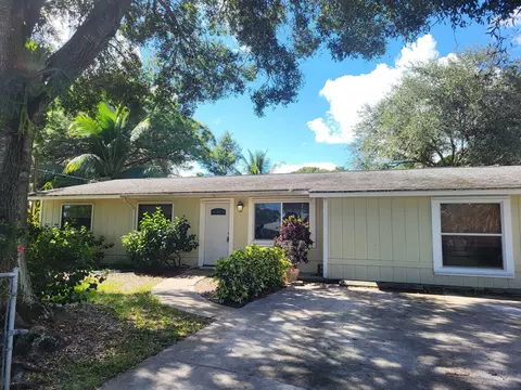 5701 Birch Dr, Fort Pierce, FL 34982