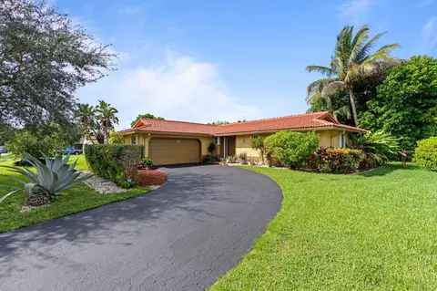 3760 NW 114th Ln, Coral Springs, FL 33065