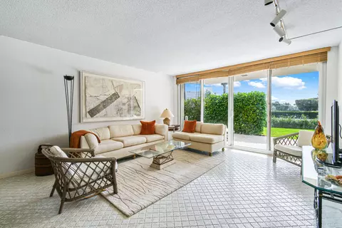2773 S Ocean Blvd #116, Palm Beach, FL 33480