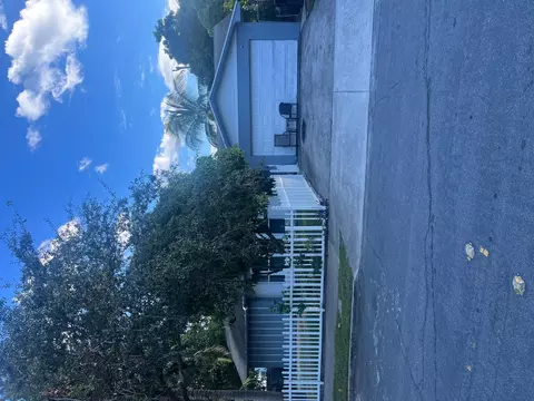 500 57th St, West Palm Beach, FL 33407