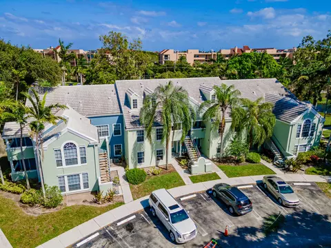 1020 Crystal Way #H, Delray Beach, FL 33444