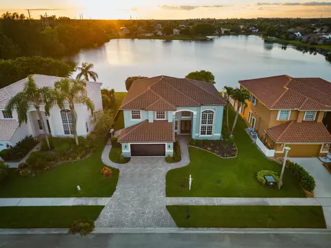9207 Chianti Ct, Boynton Beach, FL 33472