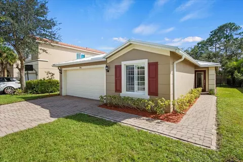 1948 SW Jamesport Dr, Port Saint Lucie, FL 34953