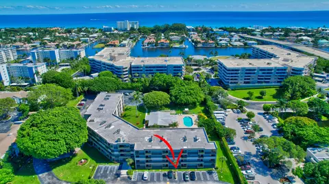555 Banyan Tree Ln #110, Delray Beach, FL 33483