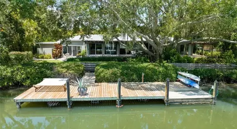 4165 Higel Ave, Sarasota, FL 34242