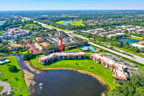 5380 Woodland Lakes Dr #218, Palm Beach Gardens, FL 33418