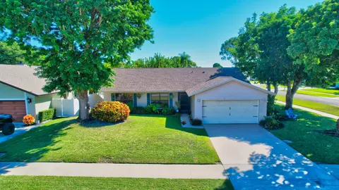 4713 Tortoise Shell Dr, Boca Raton, FL 33487