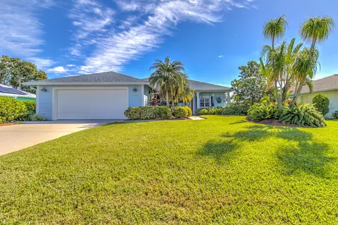 2125 SE Stargrass St, Port Saint Lucie, FL 34984