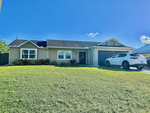 664 SW Ester Ave, Port Saint Lucie, FL 34983