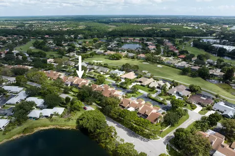 48 E Balfour Rd, Palm Beach Gardens, FL 33418