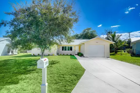 1540 NE 24th Ter, Jensen Beach, FL 34957