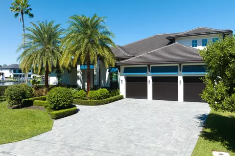 2231 Canal Rd, Palm Beach Gardens, FL 33410