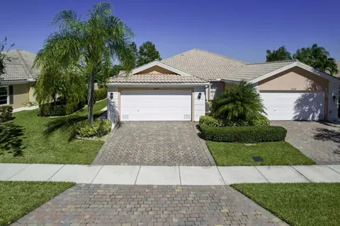 12040 SW Elsinore Dr, Port Saint Lucie, FL 34987