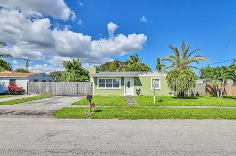 621 Elm Rd, West Palm Beach, FL 33409