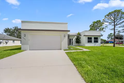 2291 SW Plymouth St, Port Saint Lucie, FL 34953