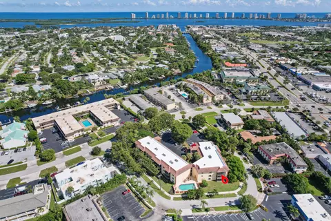 327 Southwind Dr #306, North Palm Beach, FL 33408