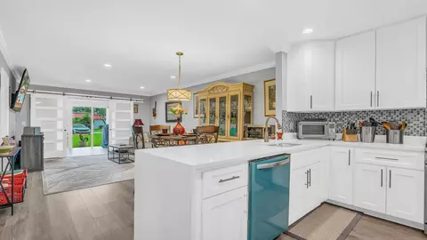258 Cape Cod Cir #B, Lake Worth, FL 33467