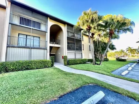 728 Sunny Pine Way #728, Greenacres, FL 33415