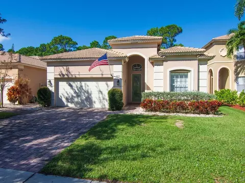 5621 Spanish River Rd, Fort Pierce, FL 34951