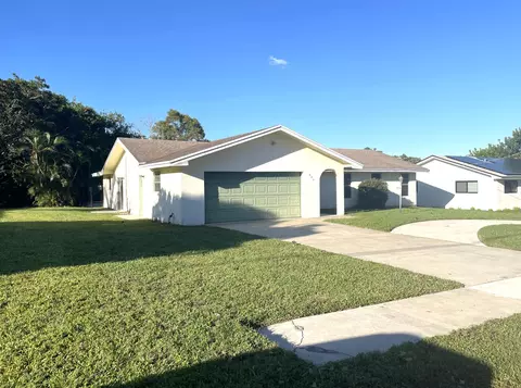 906 NW 13th Ave, Boynton Beach, FL 33426