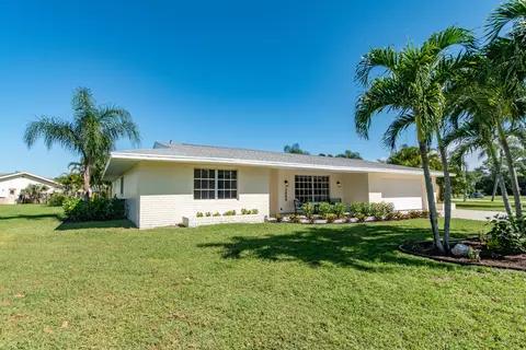 2899 SE Ginza St, Port Saint Lucie, FL 34952