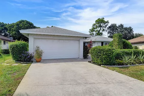 10741 Greentrail Dr S, Boynton Beach, FL 33436