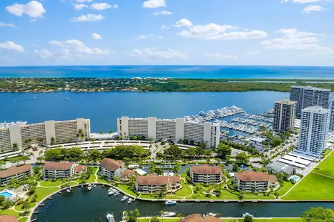 120 Lakeshore Dr #G41, North Palm Beach, FL 33408