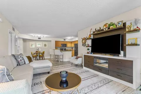 3131 Clint Moore Rd #104, Boca Raton, FL 33496