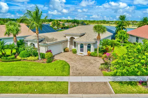 237 Carina Dr, Jupiter, FL 33478 photo 1
