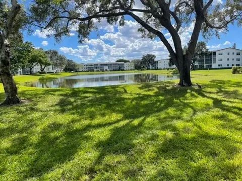 1 Fanshaw A #001, Boca Raton, FL 33434