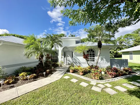 2279 SE Blossom Rd, Port Saint Lucie, FL 34952