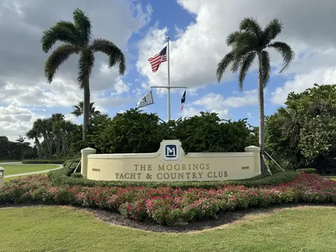 1903 Bay Rd #305, Vero Beach, FL 32963