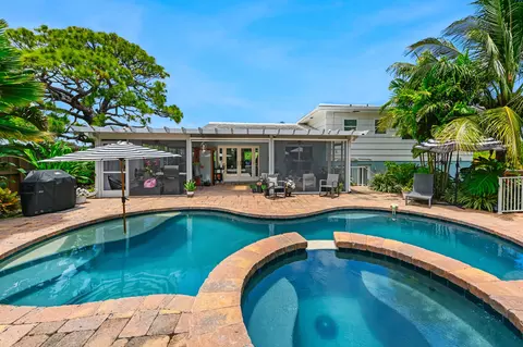 600 Mission Hill Rd, Boynton Beach, FL 33435