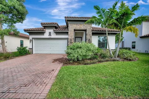 1111 Brinely Pl, Royal Palm Beach, FL 33411