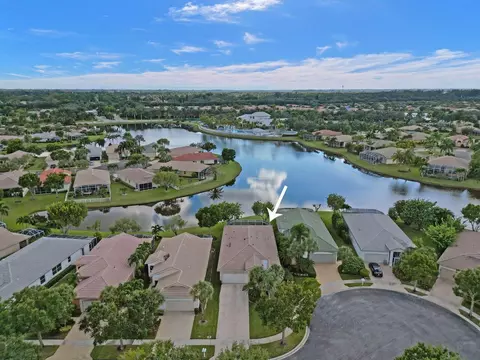 2395 Sapphire Cir, West Palm Beach, FL 33411