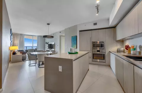 4111 S Ocean Dr #2410, Hollywood, FL 33019