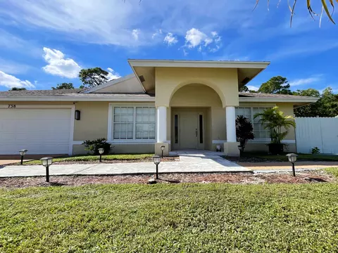 738 NE Galilean St, Port Saint Lucie, FL 34983