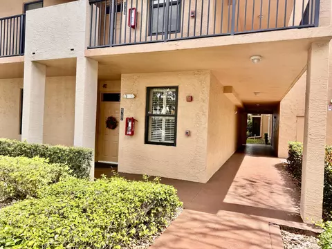 6707 Coral Lake Dr #6707, Margate, FL 33063