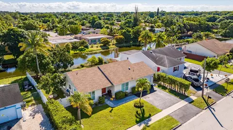 850 SW 55th Ave, Margate, FL 33068